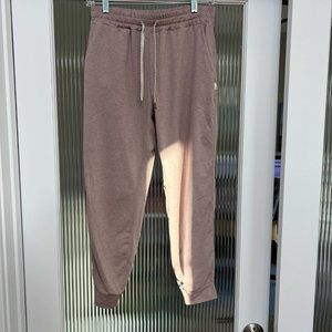 Women's Vuori Performance Joggers -discontinued color: Umber Heather